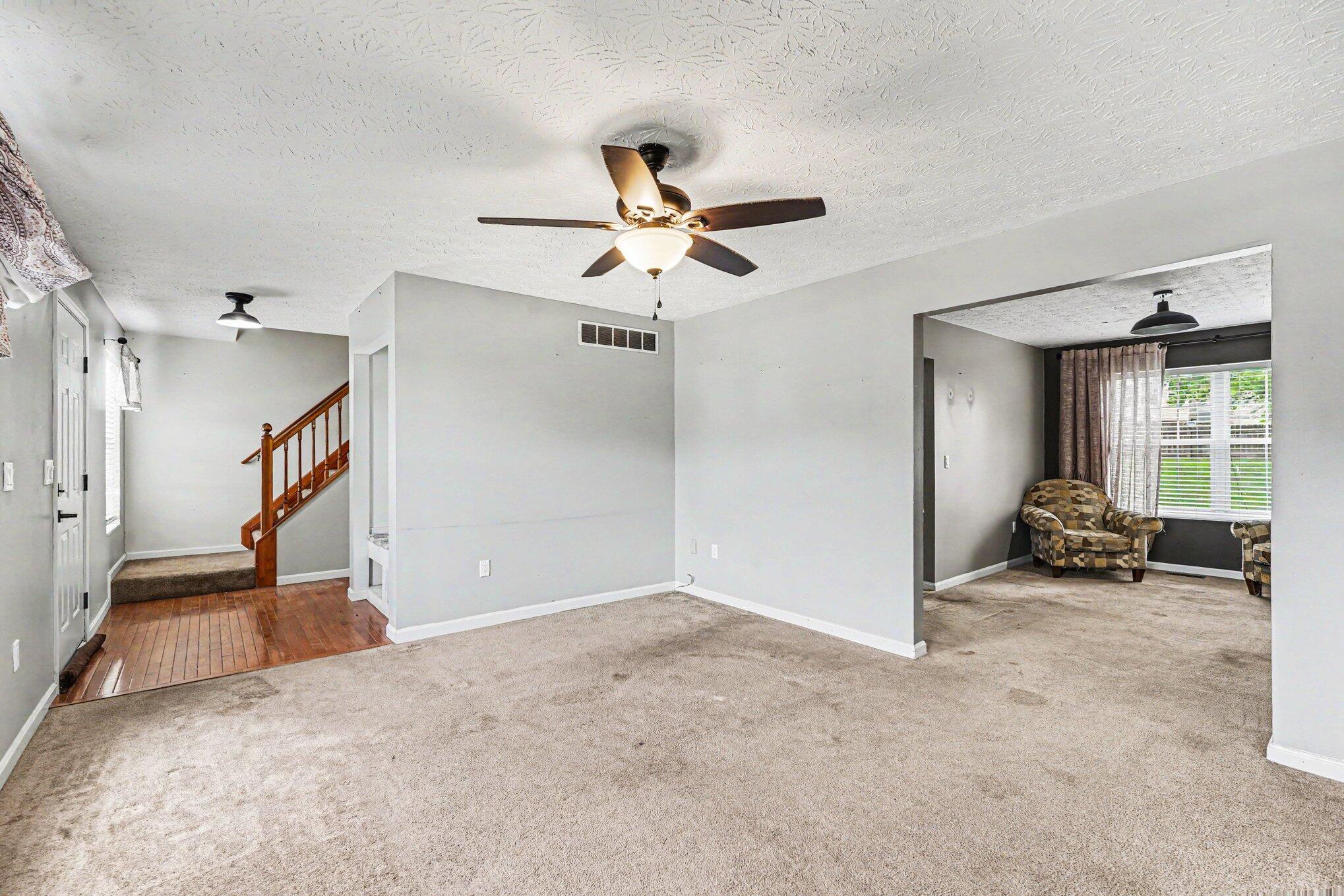 1023 Meadowbrook Court