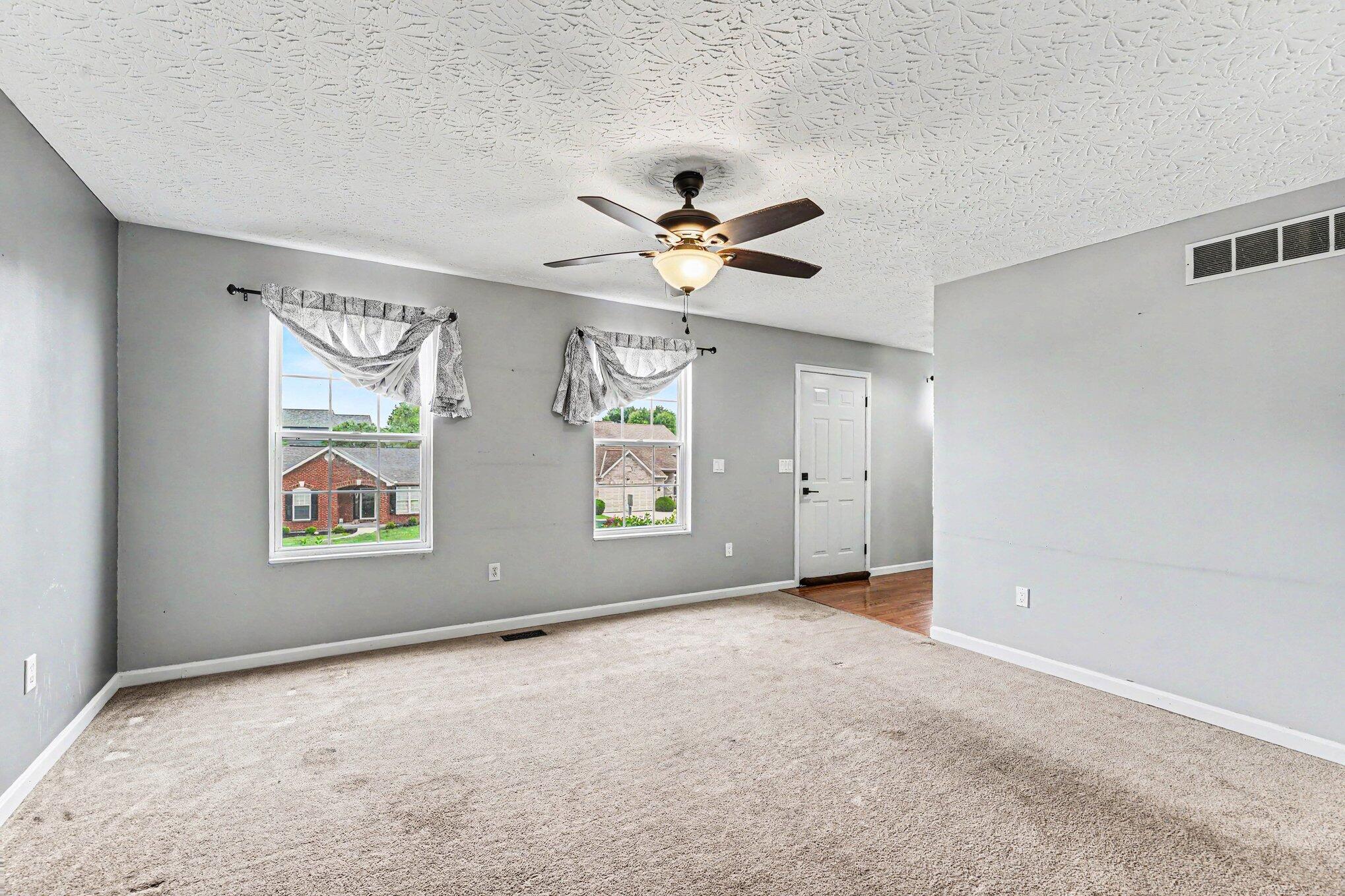 1023 Meadowbrook Court