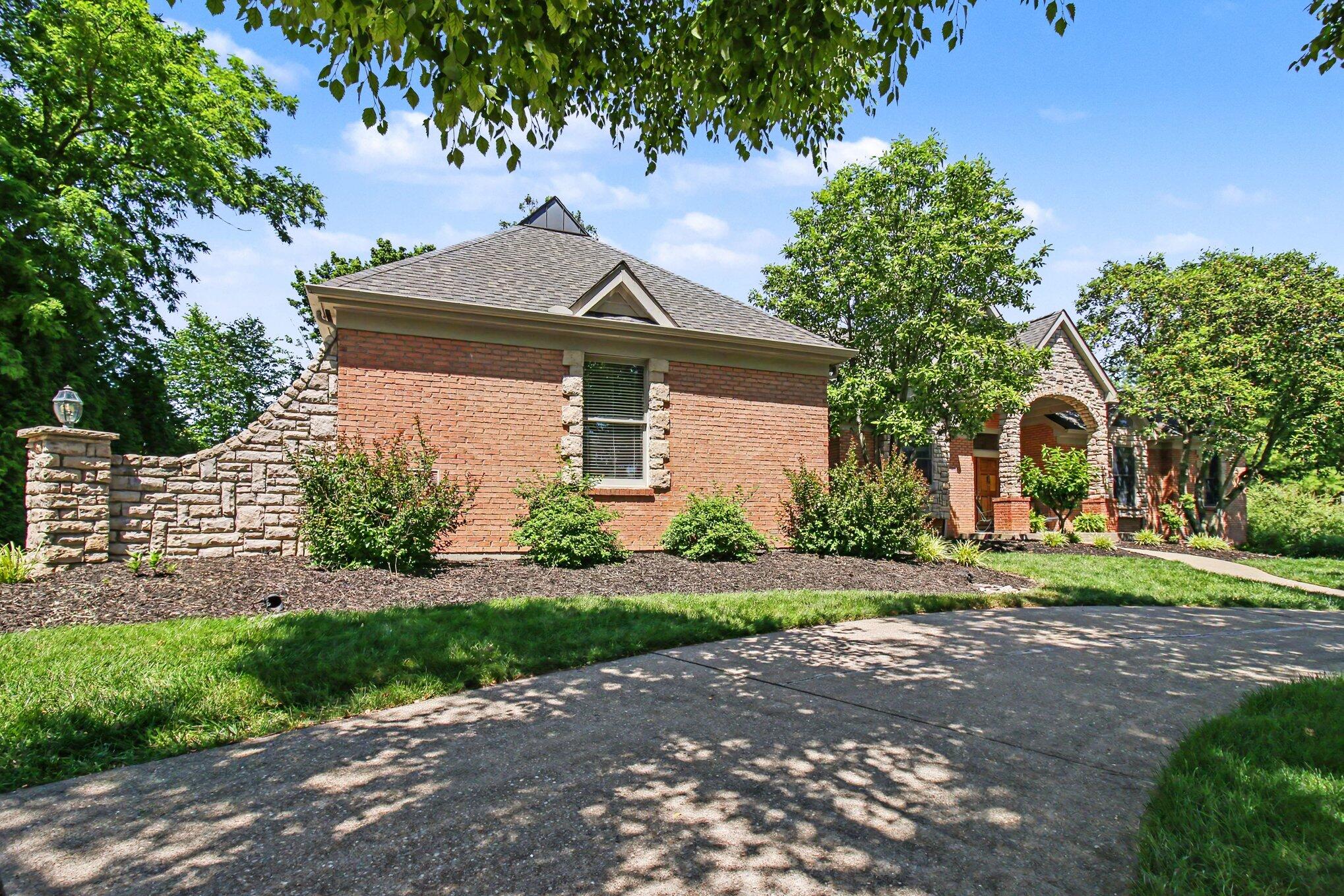 842 Bay Colt Lane