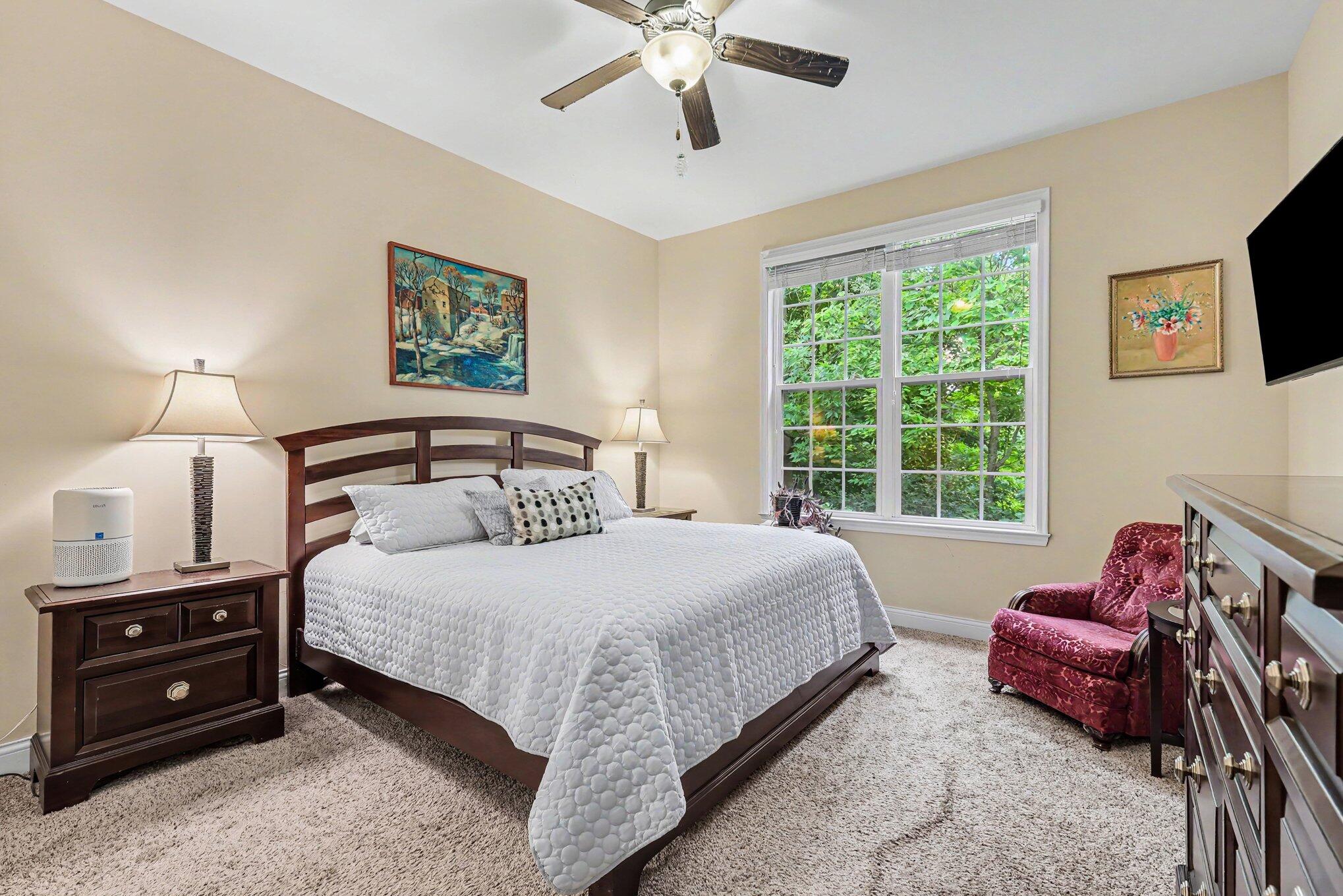 957 Woodsedge Drive