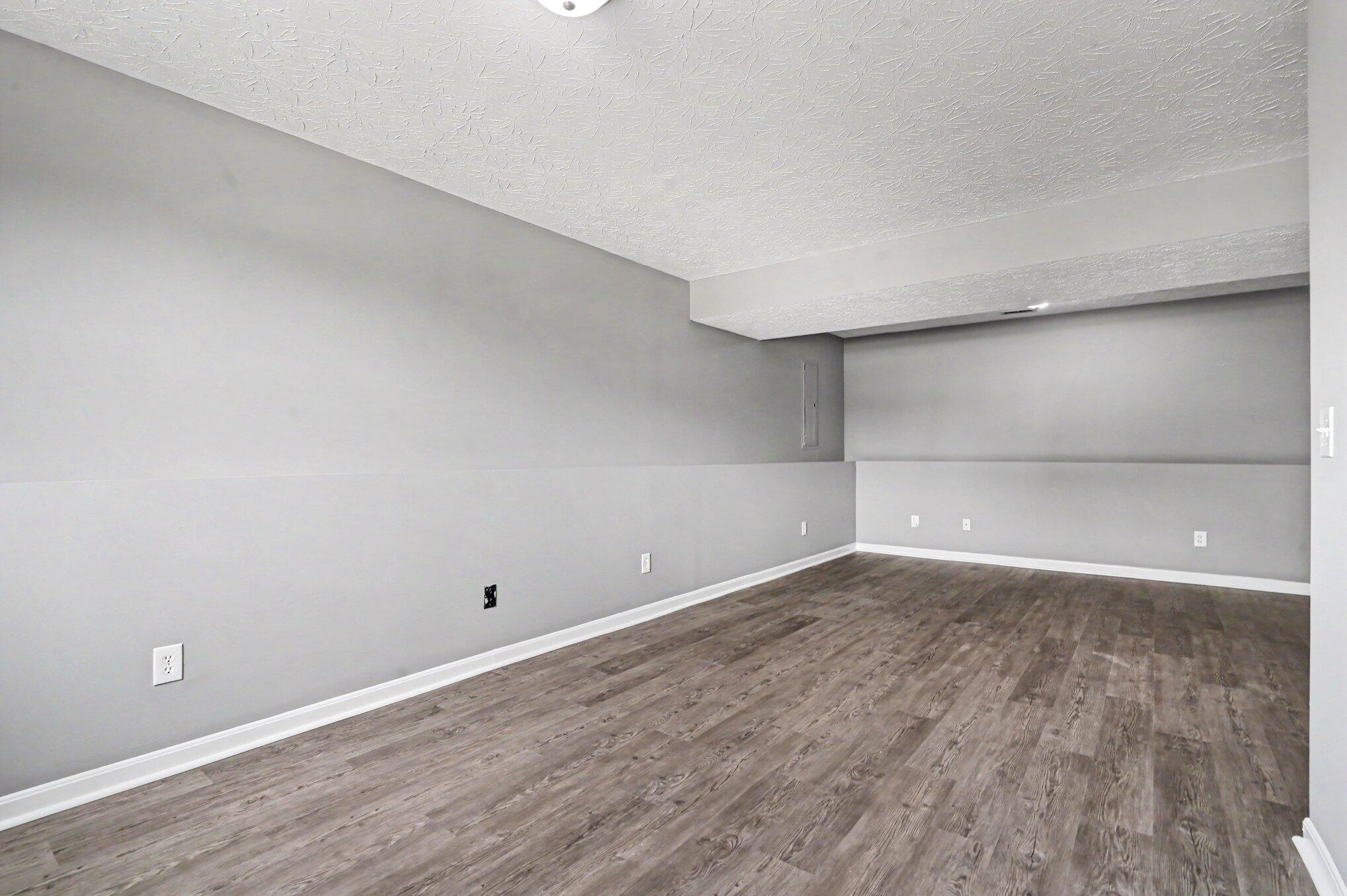 1616 Raintree Court