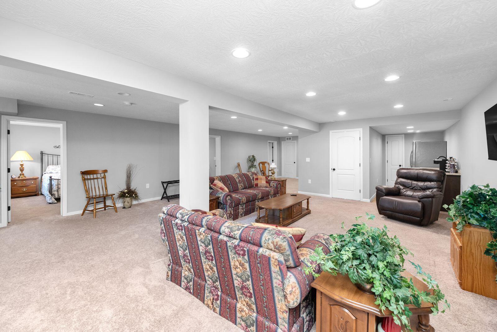 2385 Ormond Drive
