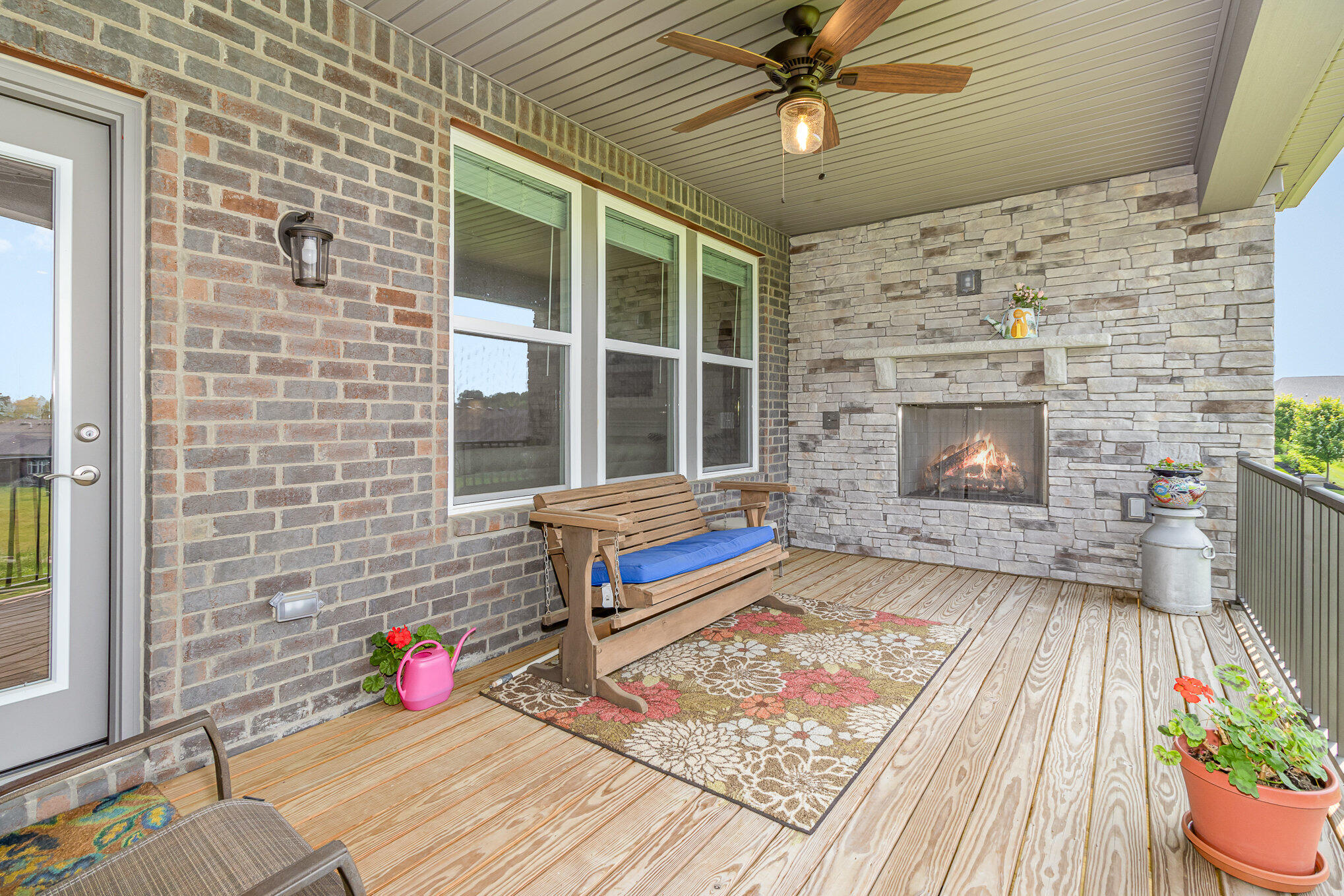 1041 Mccarron Lane