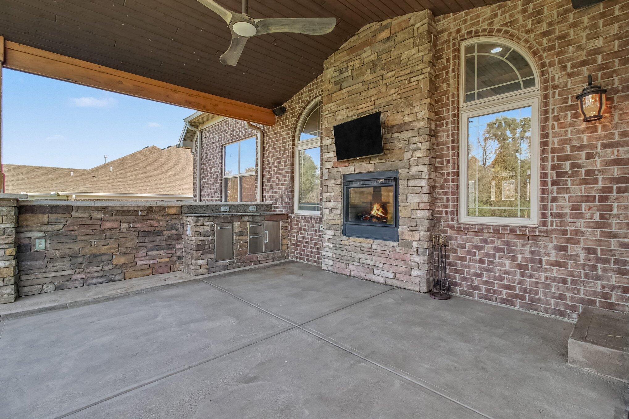 846 Man O War Boulevard