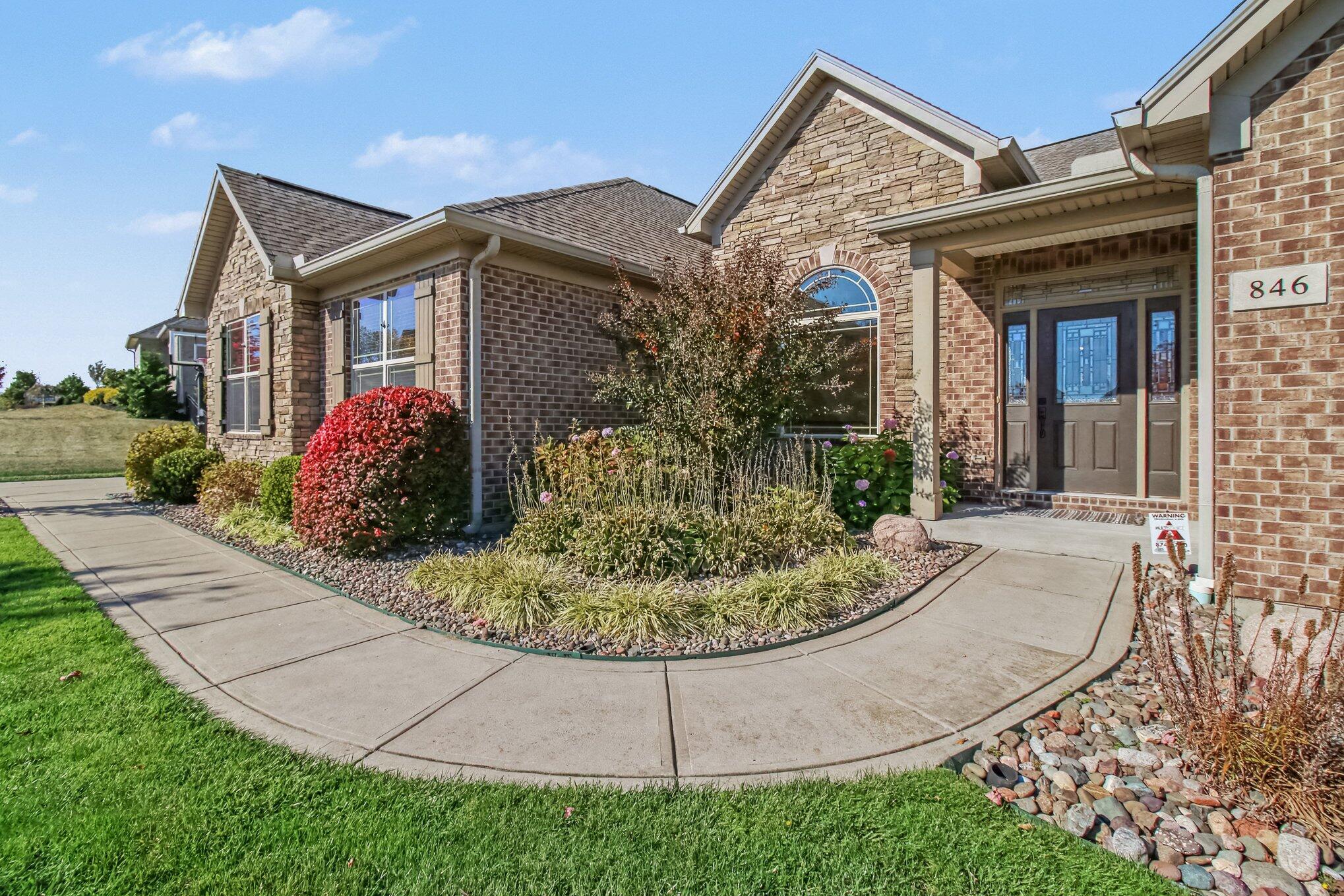 846 Man O War Boulevard