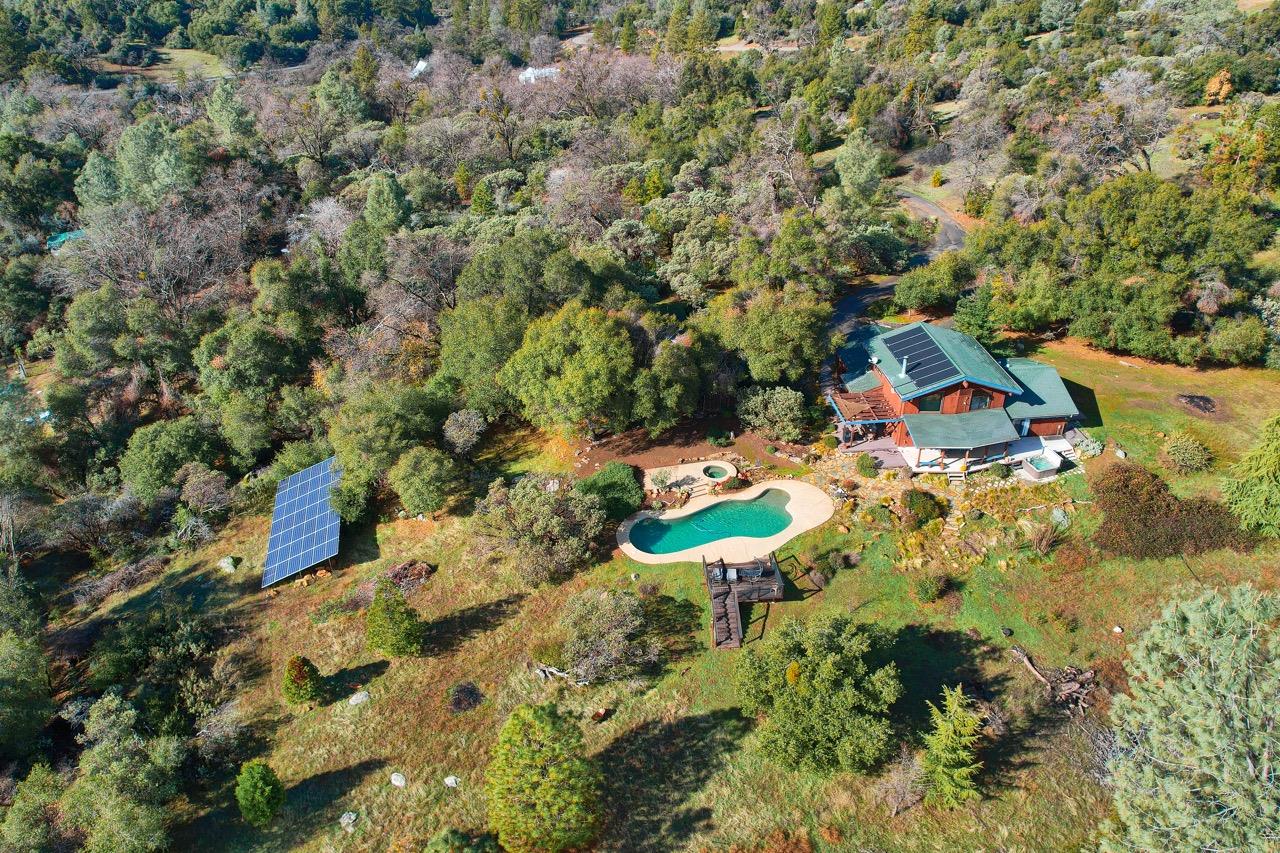 2513 Twin Peaks Road