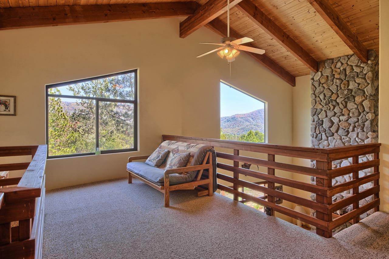 2513 Twin Peaks Road