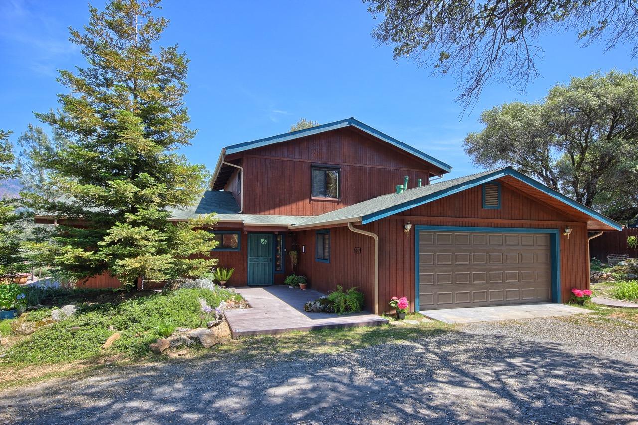 2513 Twin Peaks Road