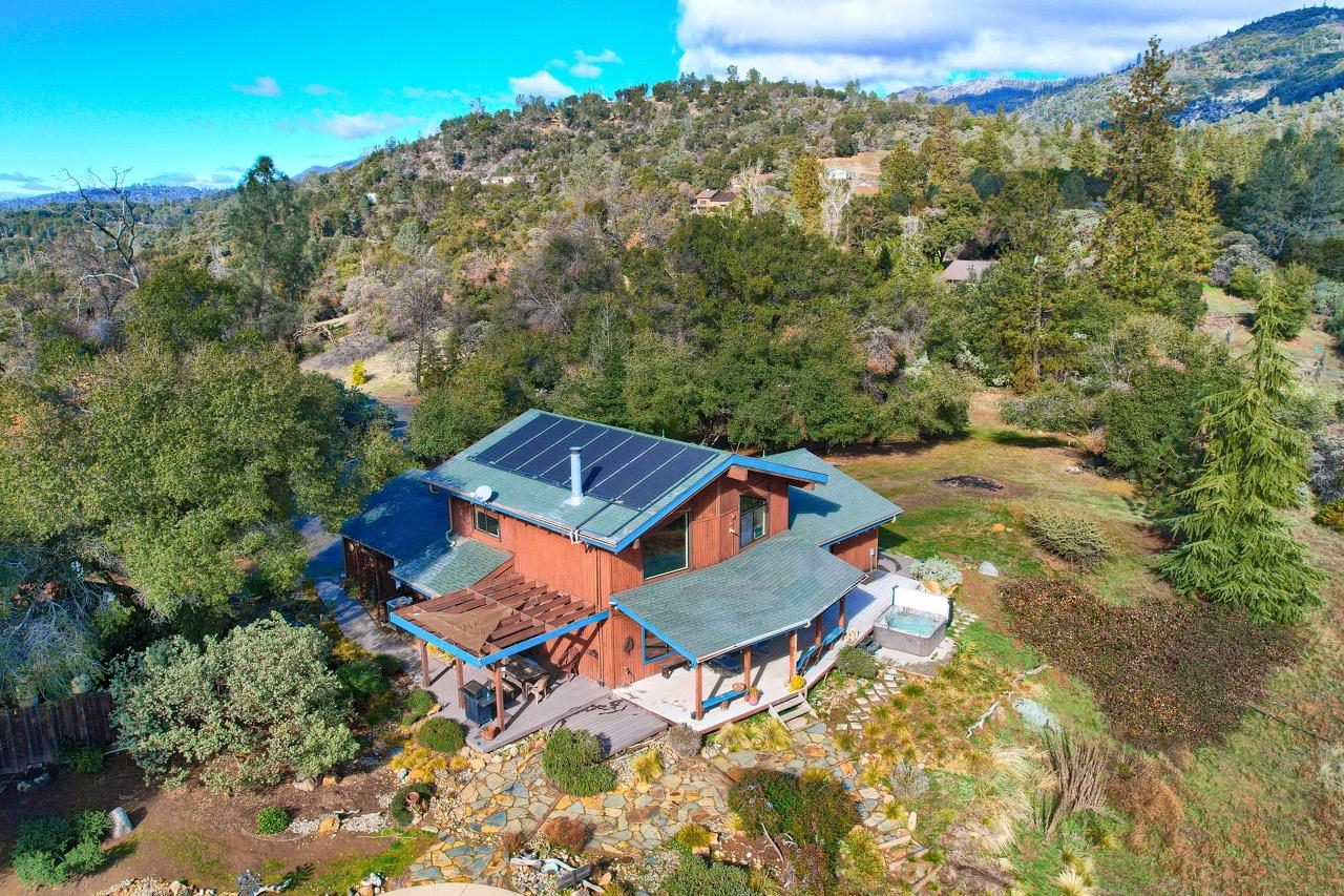 2513 Twin Peaks Road