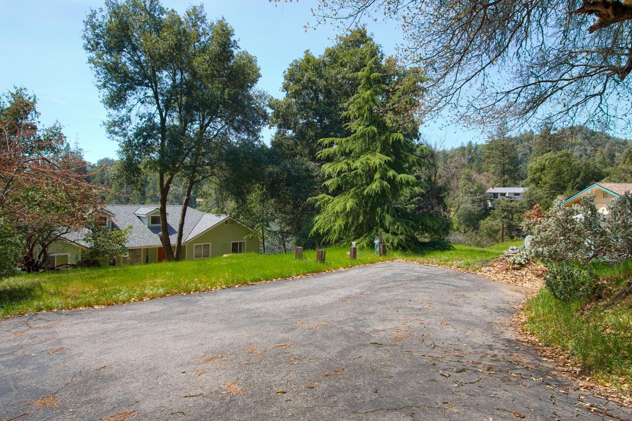 5587 Chowchilla Court