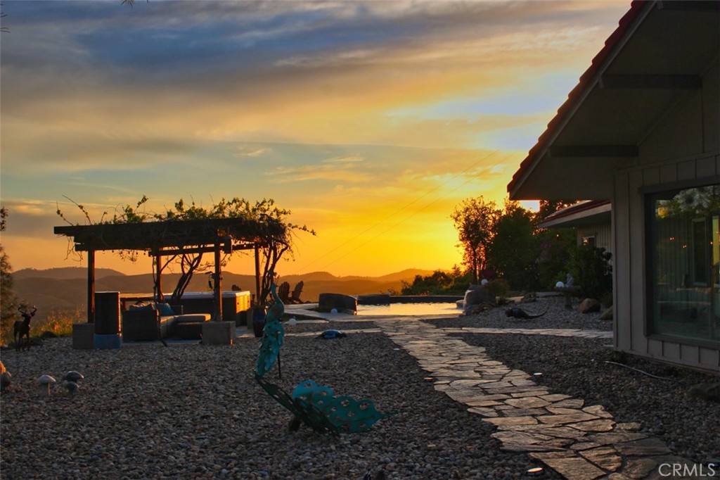 5588 Bear Trap Drive