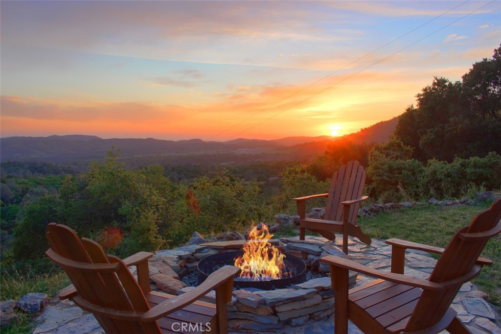 5588 Bear Trap Drive