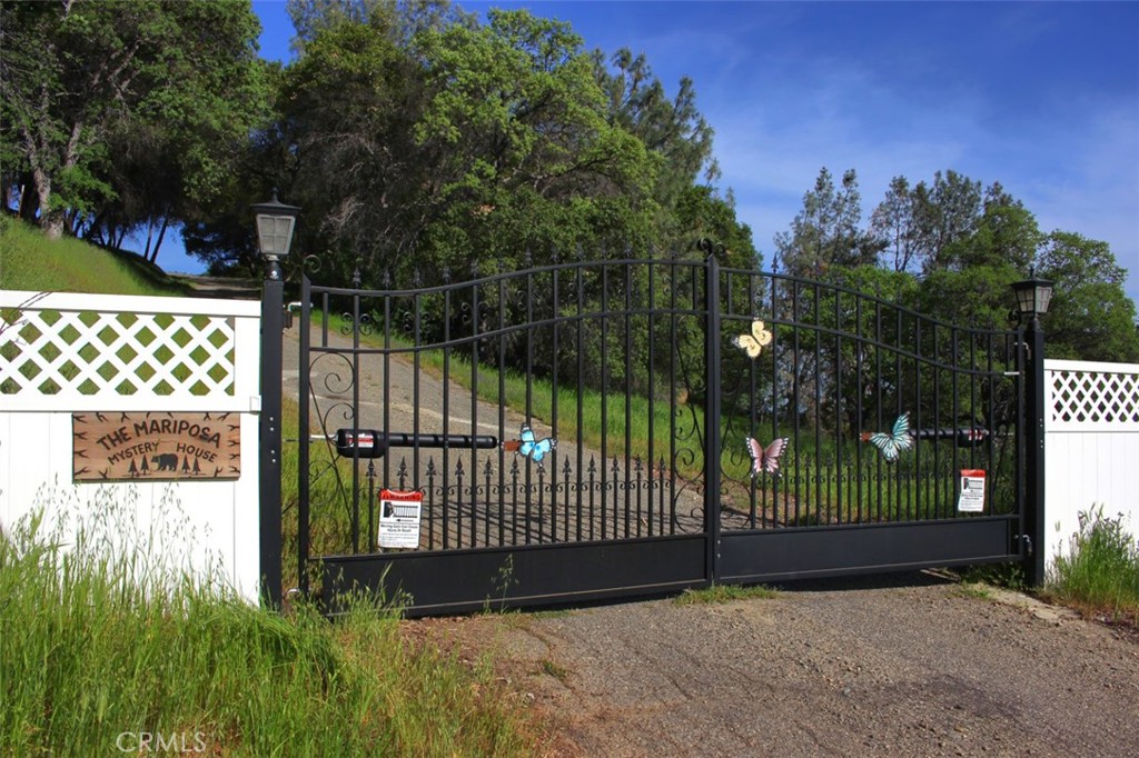 5588 Bear Trap Drive
