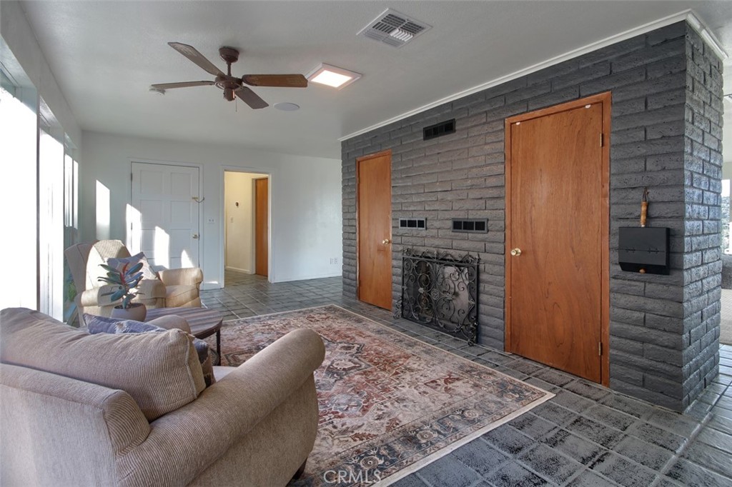 5588 Bear Trap Drive