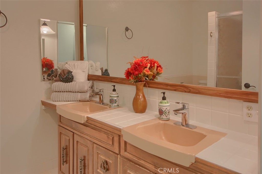 5588 Bear Trap Drive