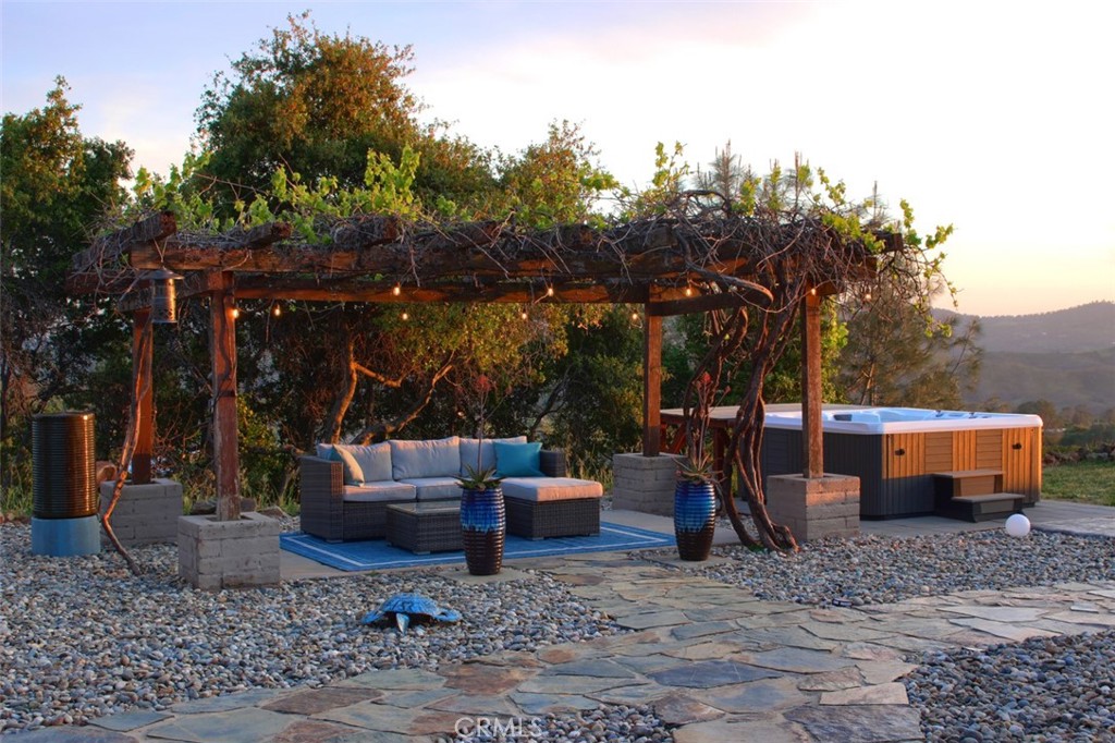 5588 Bear Trap Drive