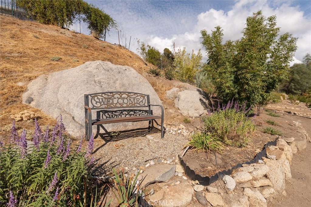 47998 Miami Highlands Drive