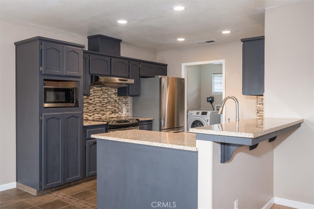 47998 Miami Highlands Drive