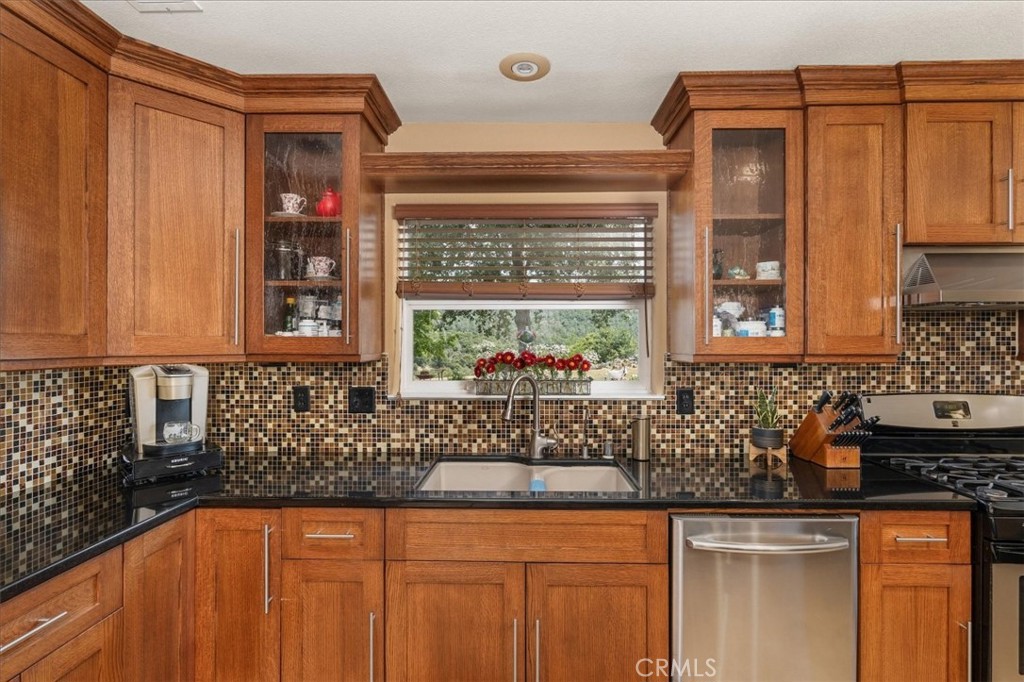 47527 Miami Highlands Drive