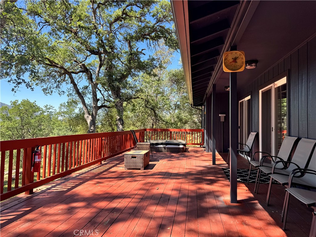 40202 Hillsborough Loop