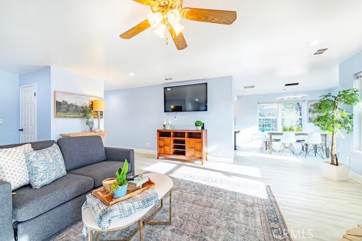 40202 Hillsborough Loop