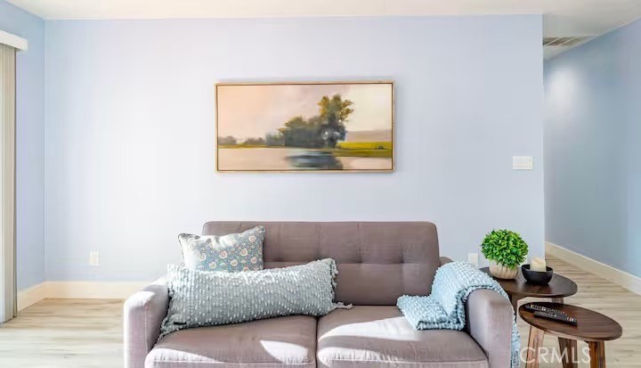 40202 Hillsborough Loop