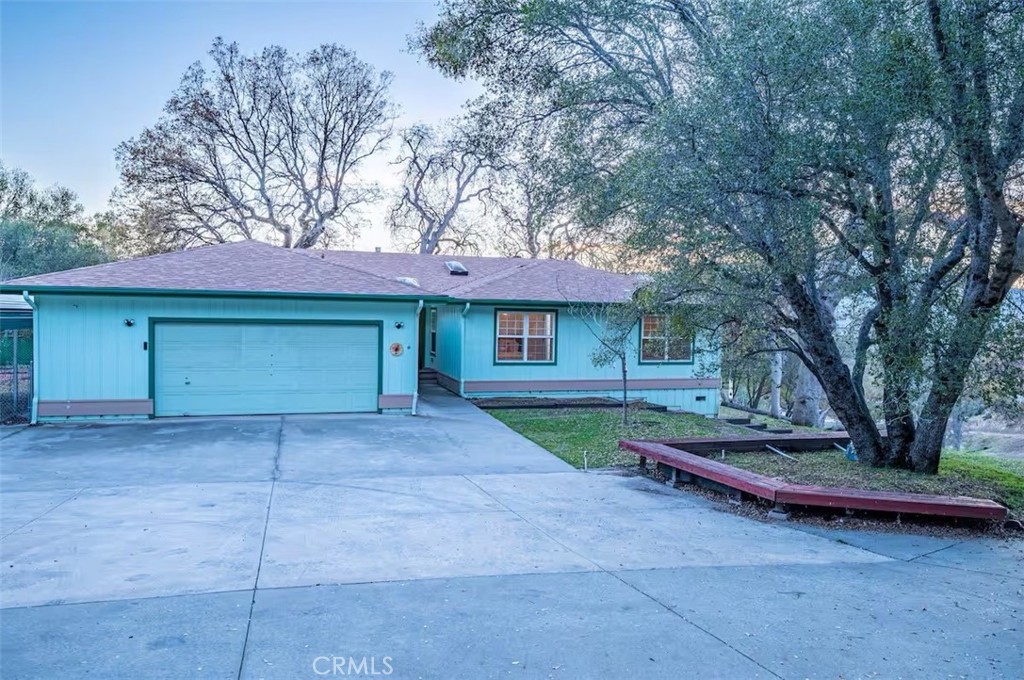 40202 Hillsborough Loop