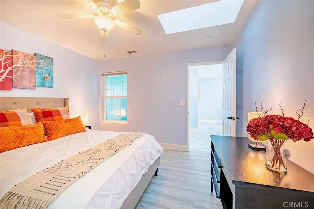 40202 Hillsborough Loop