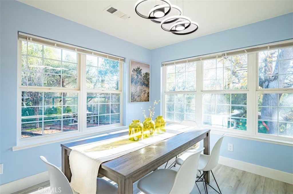 40202 Hillsborough Loop
