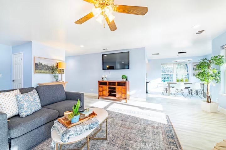 40202 Hillsborough Loop