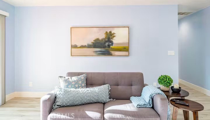 40202 Hillsborough Loop