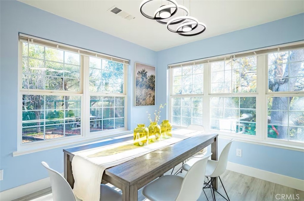 40202 Hillsborough Loop