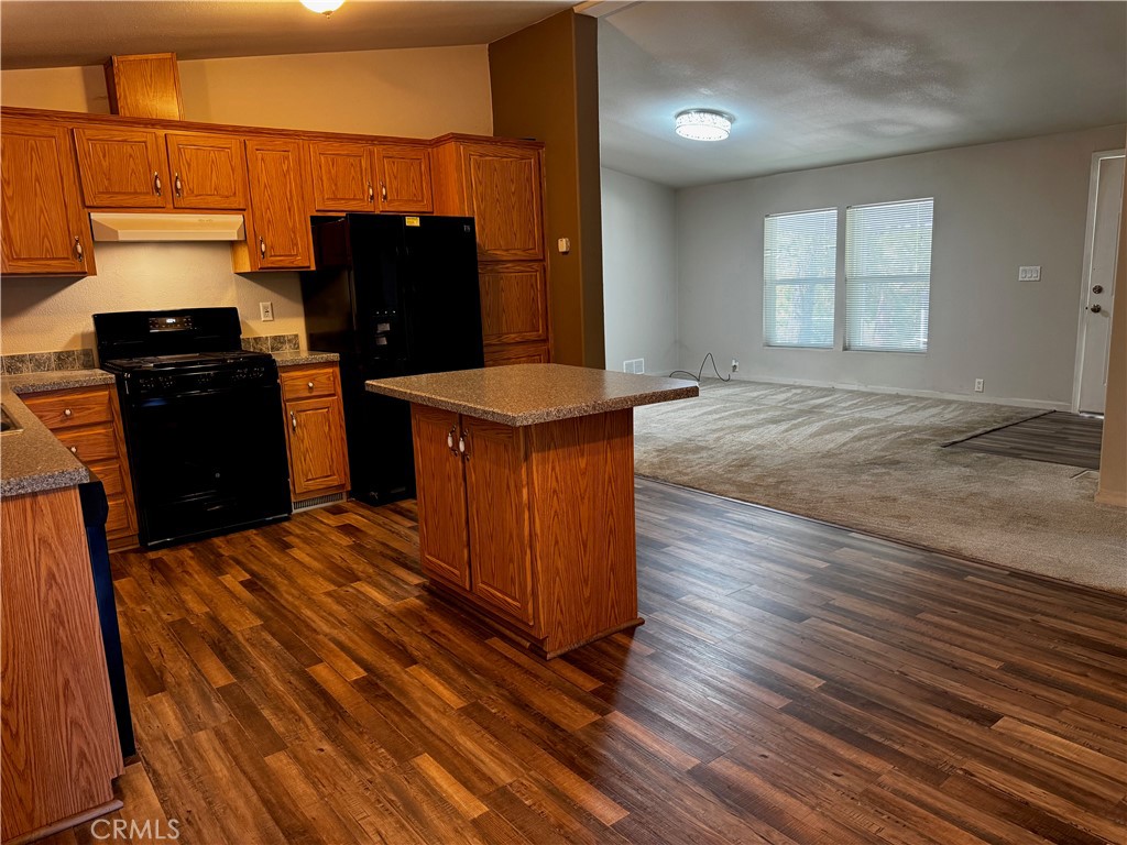 50889 Road 425 10