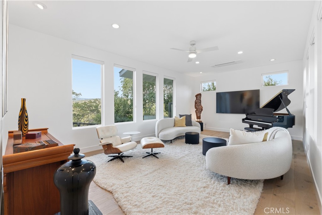 41819 Lilley Mountain Drive