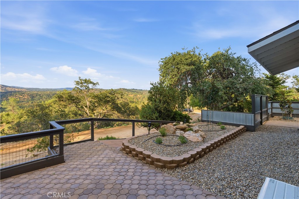 41819 Lilley Mountain Drive
