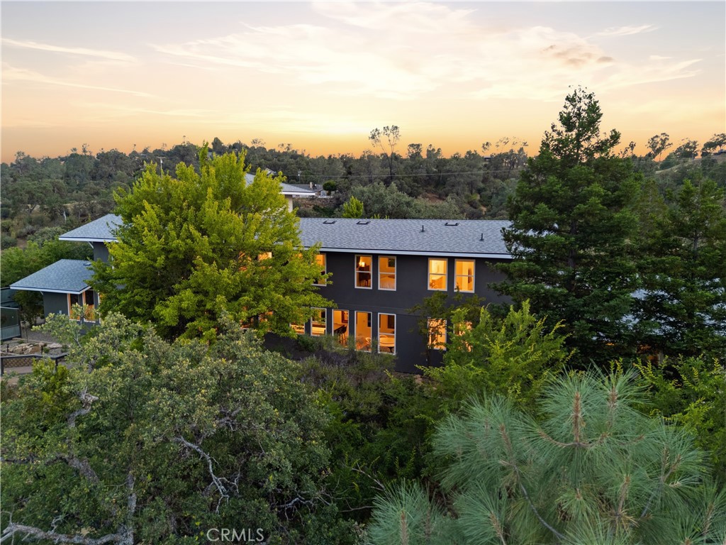 41819 Lilley Mountain Drive