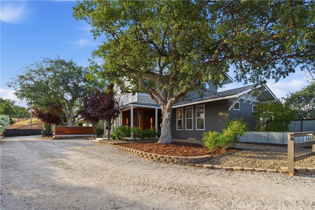 41819 Lilley Mountain Drive