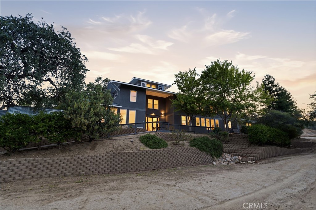 41819 Lilley Mountain Drive