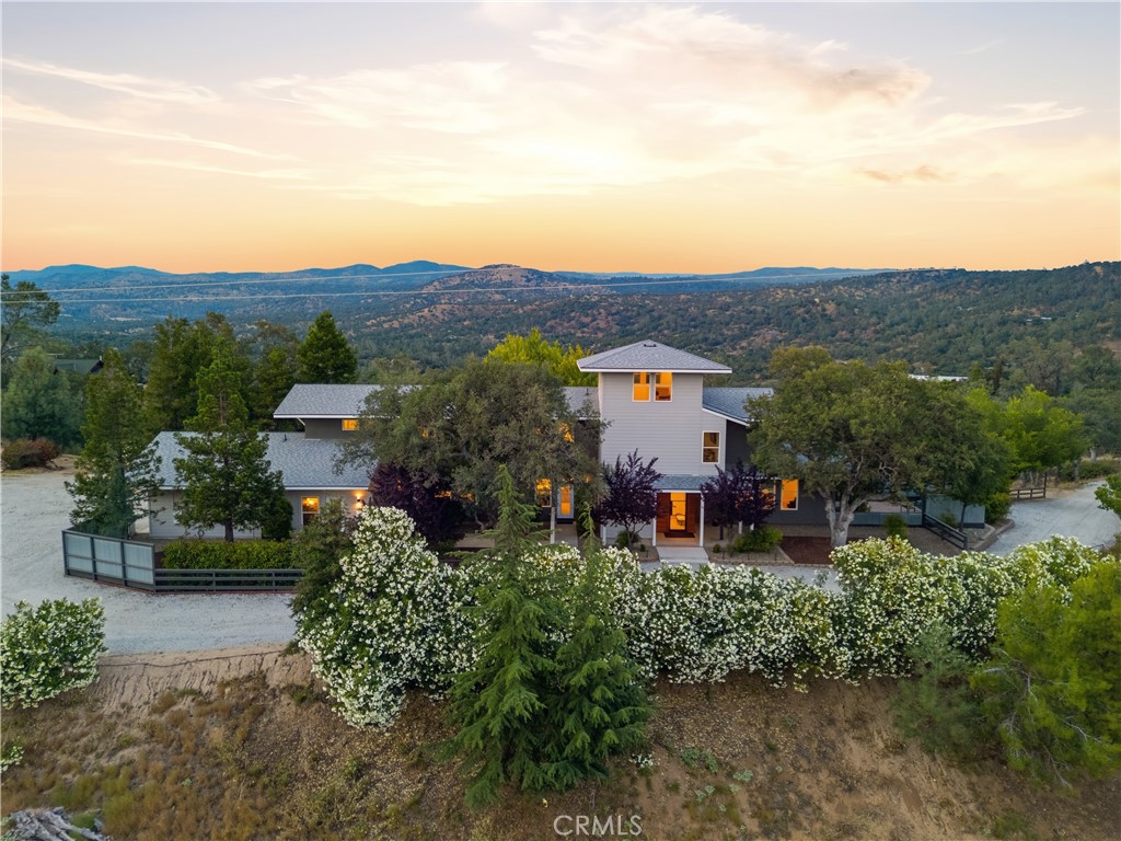 41819 Lilley Mountain Drive