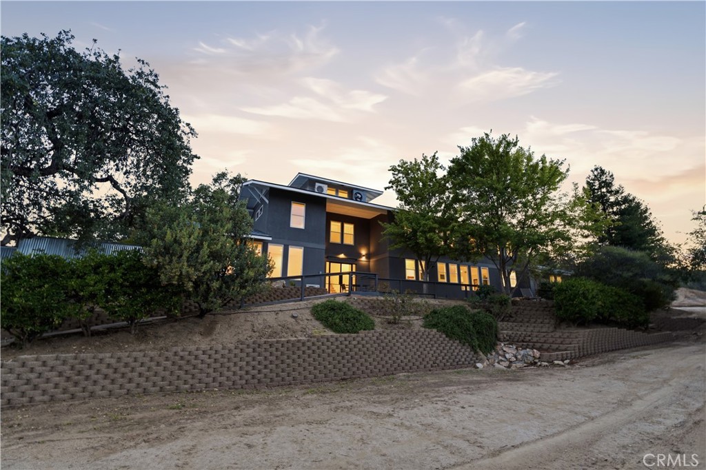 41819 Lilley Mountain Drive