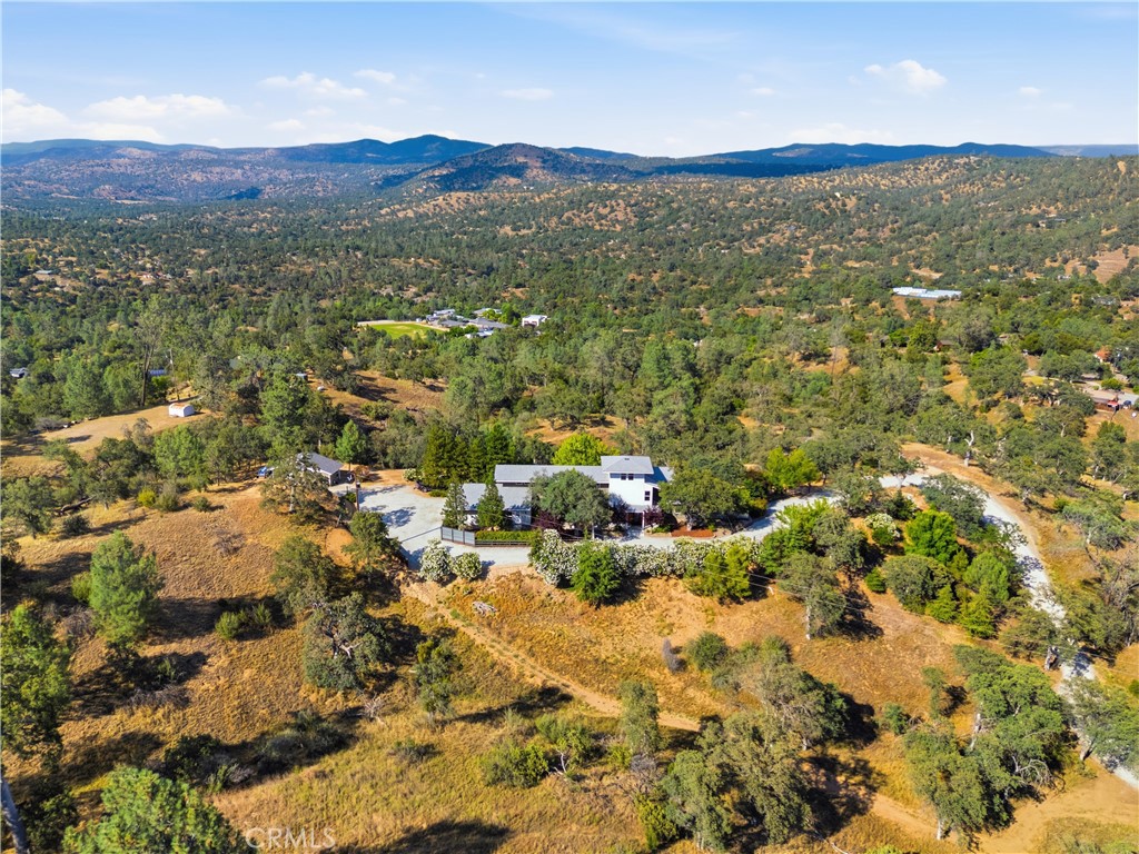 41819 Lilley Mountain Drive