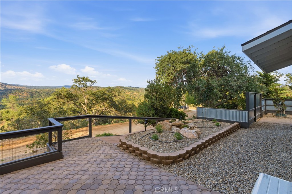 41819 Lilley Mountain Drive