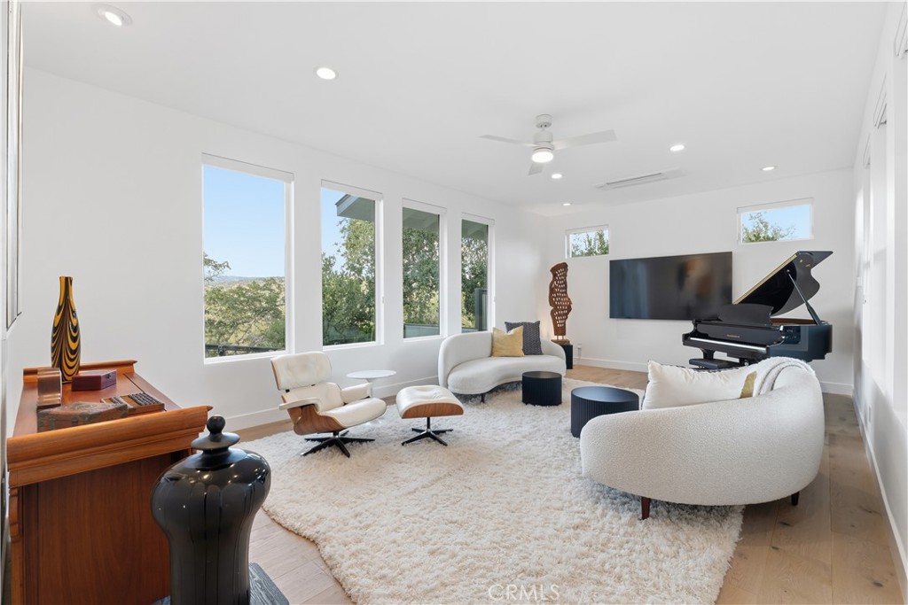 41819 Lilley Mountain Drive