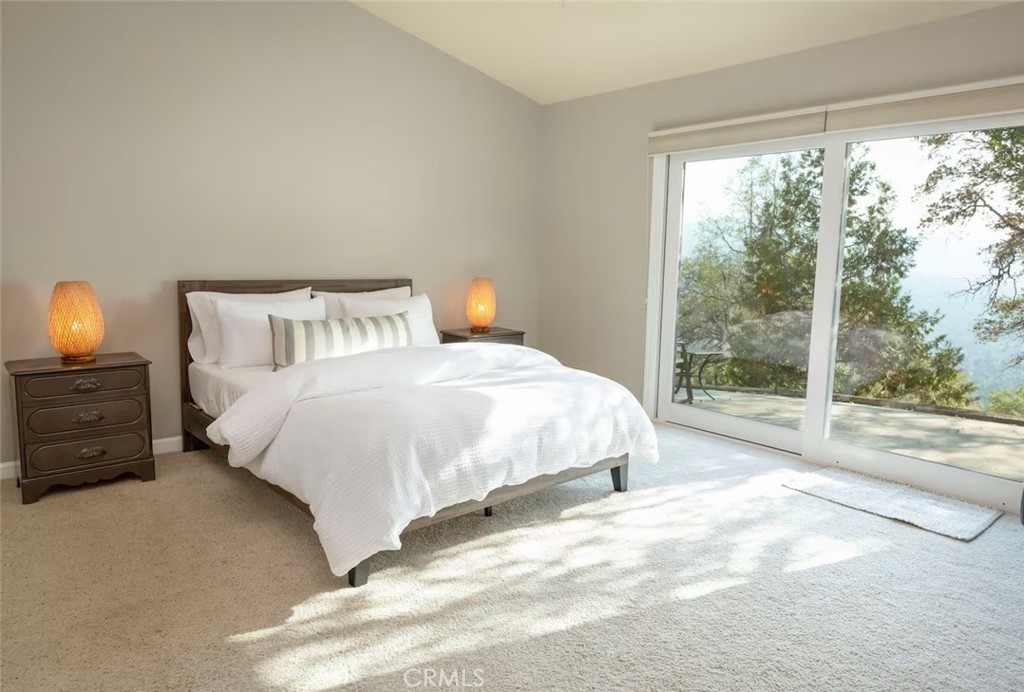 50616 Woodside Lane