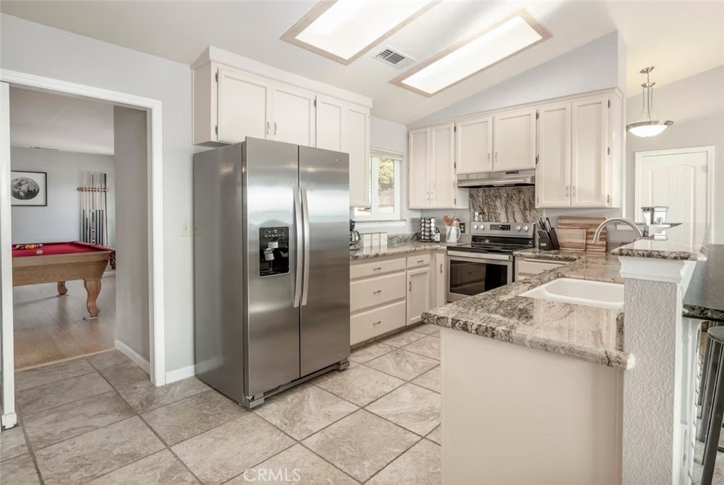 50616 Woodside Lane