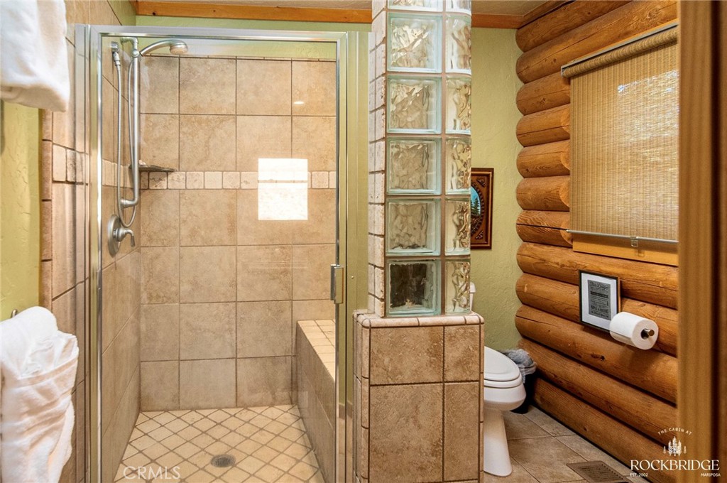 2323 Sierra Vista Way