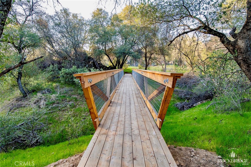 2323 Sierra Vista Way