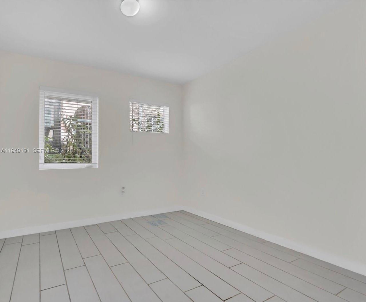 740 Meridian Ave # 18