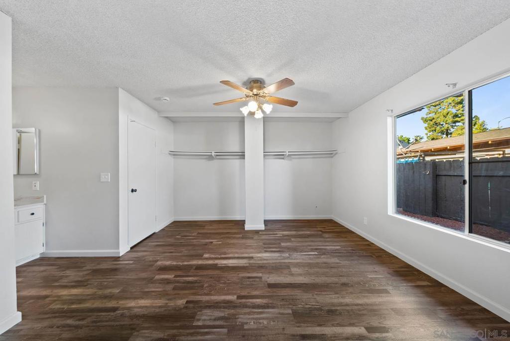 1210 Green Garden Dr 3