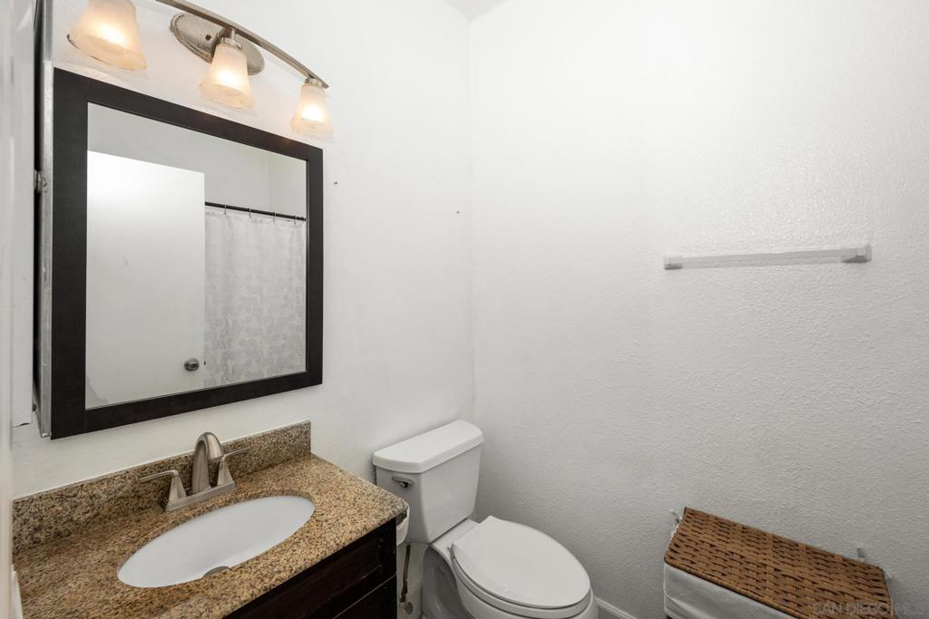 2150 Camino De La Reina 4210